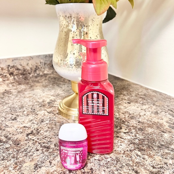 Brand New: The Perfect Christmas Hand Soap - Unisex - Picture 3 of 8